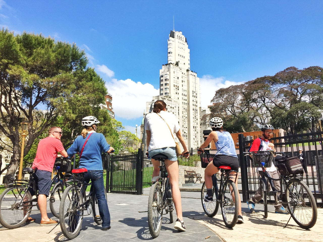 Mujeres Argentinas Bike Tour